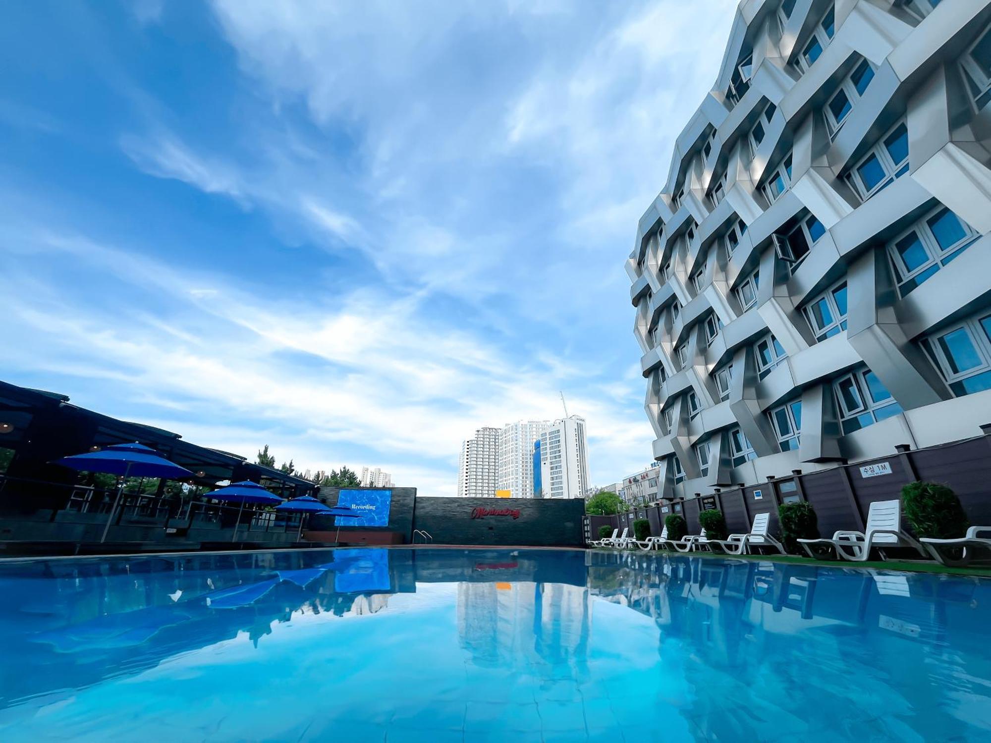Chungchoho Best Hotel Szokcsho Kültér fotó